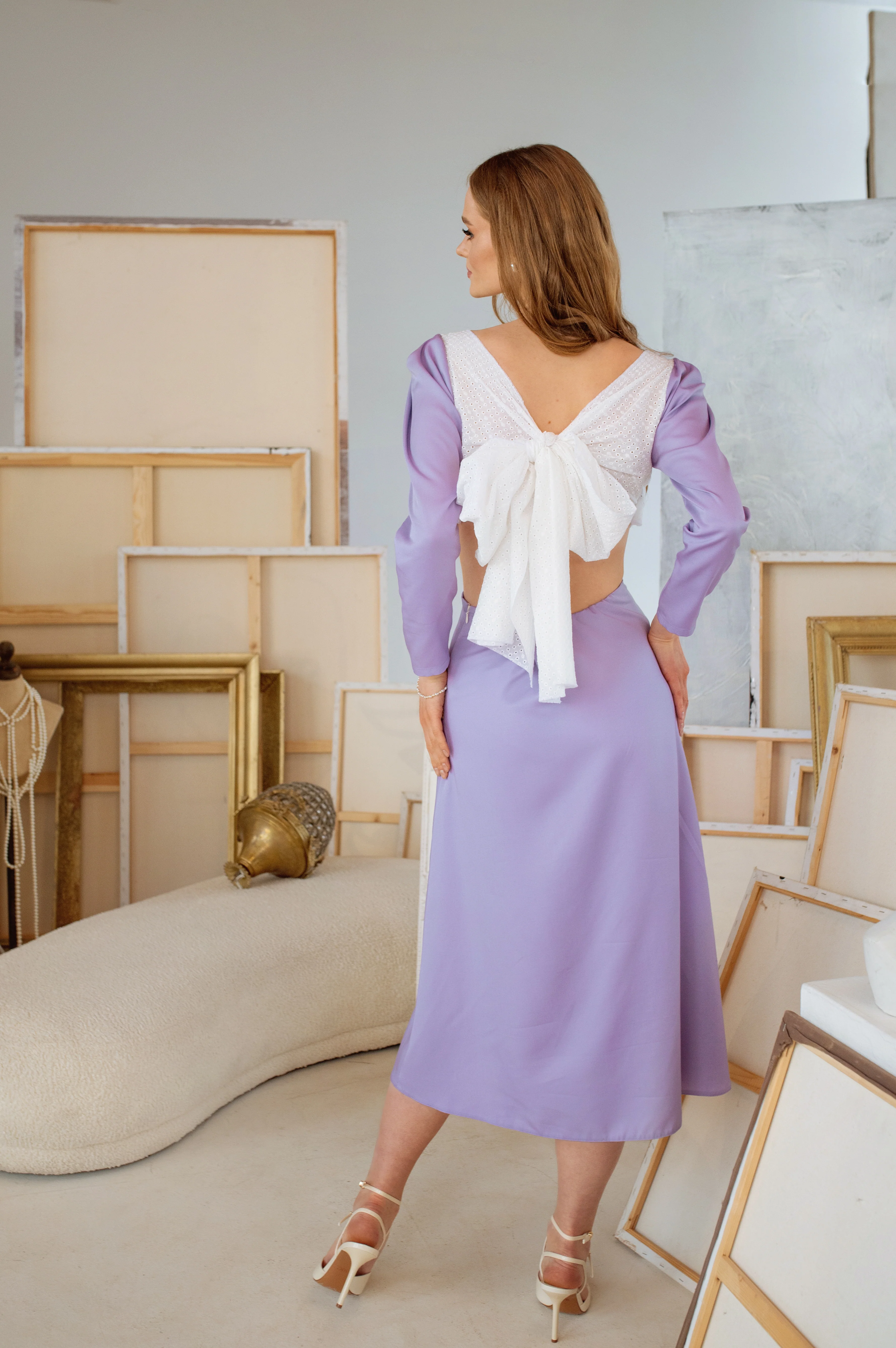 Backless Dress with a Bow on the Back | Lilac Grace - Image 4