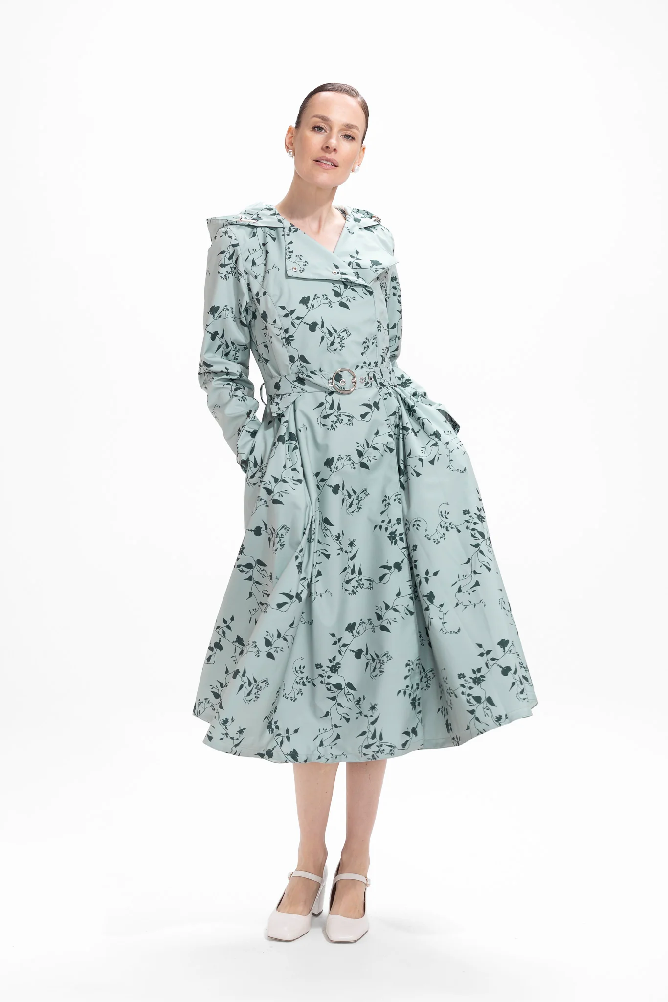 Double Breasted Trench Coat for Spring in Light Green | Minty Meadow