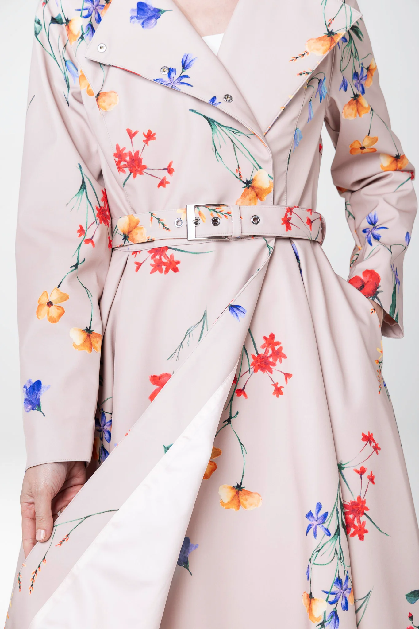 Double Breasted Trench Coat in Beige with Flower Print | Spring Bloom - Image 8