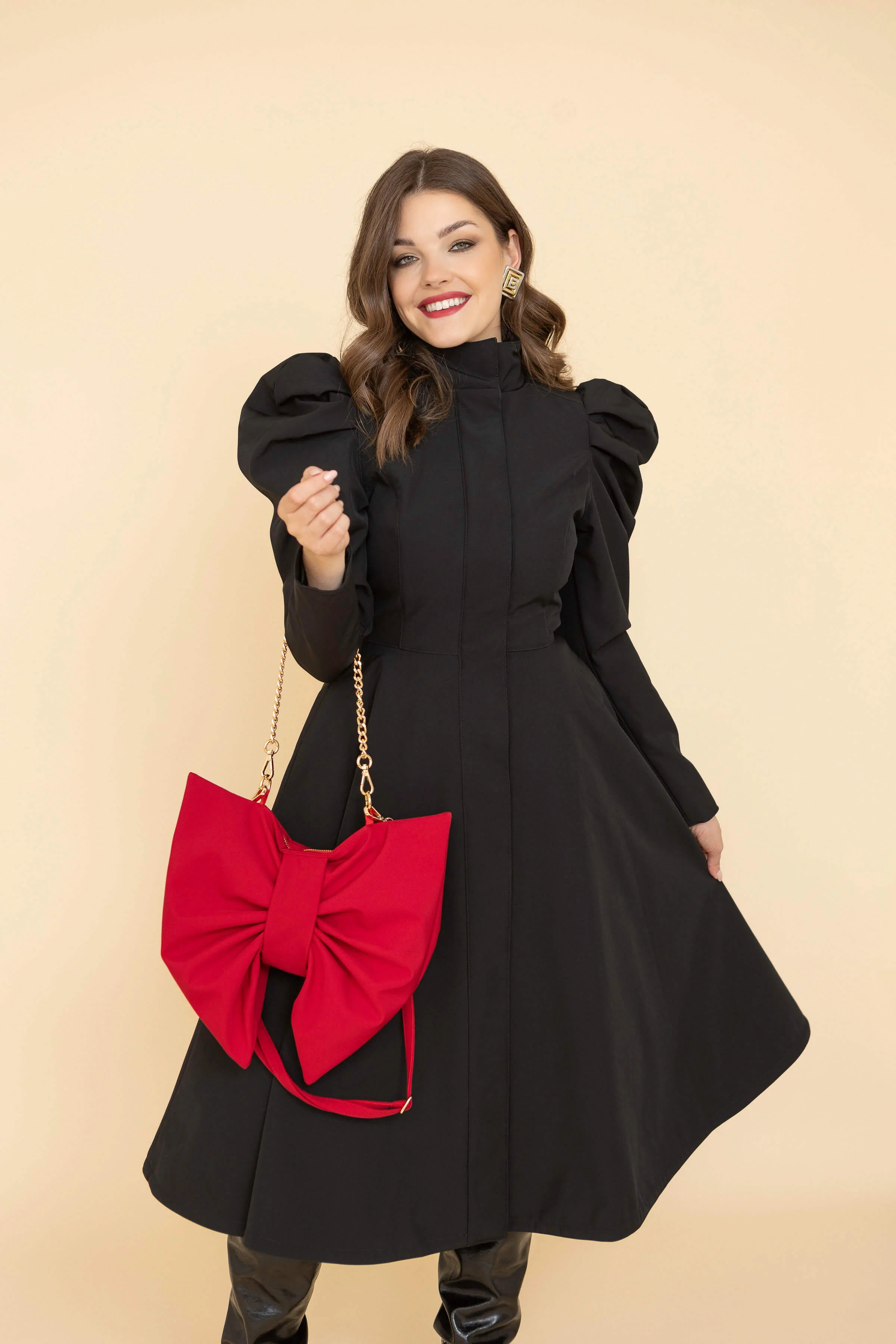 Bow Clutch Purse in Red - Image 4